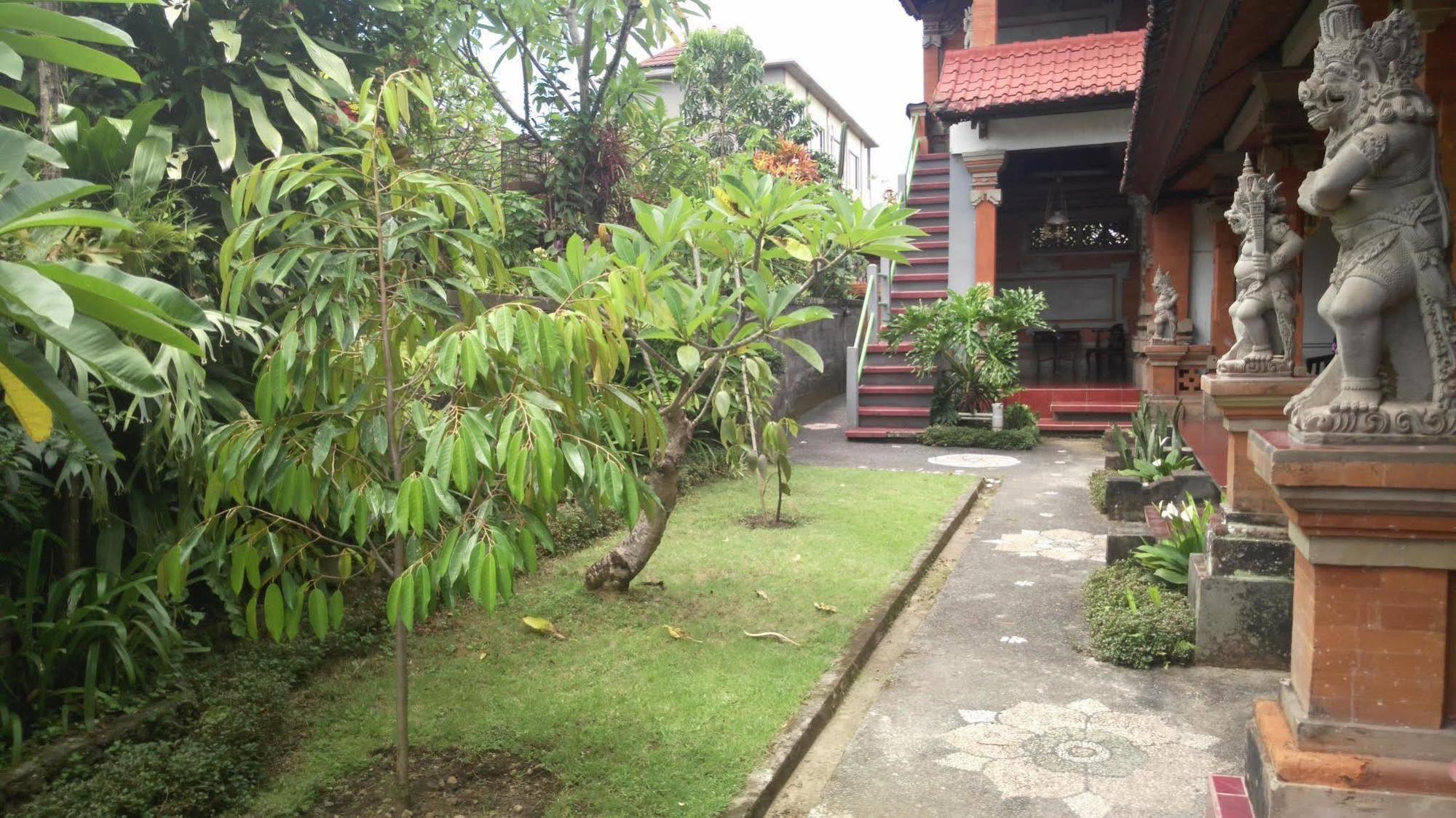 Nyoman Badri Homestay Ουμπούντ Εξωτερικό φωτογραφία